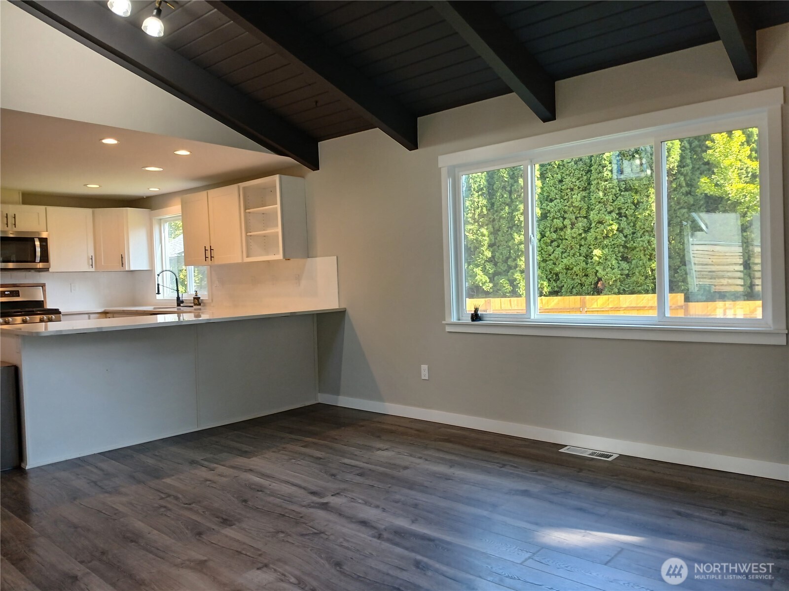 13707 Harbor Lane Property Photo 17
