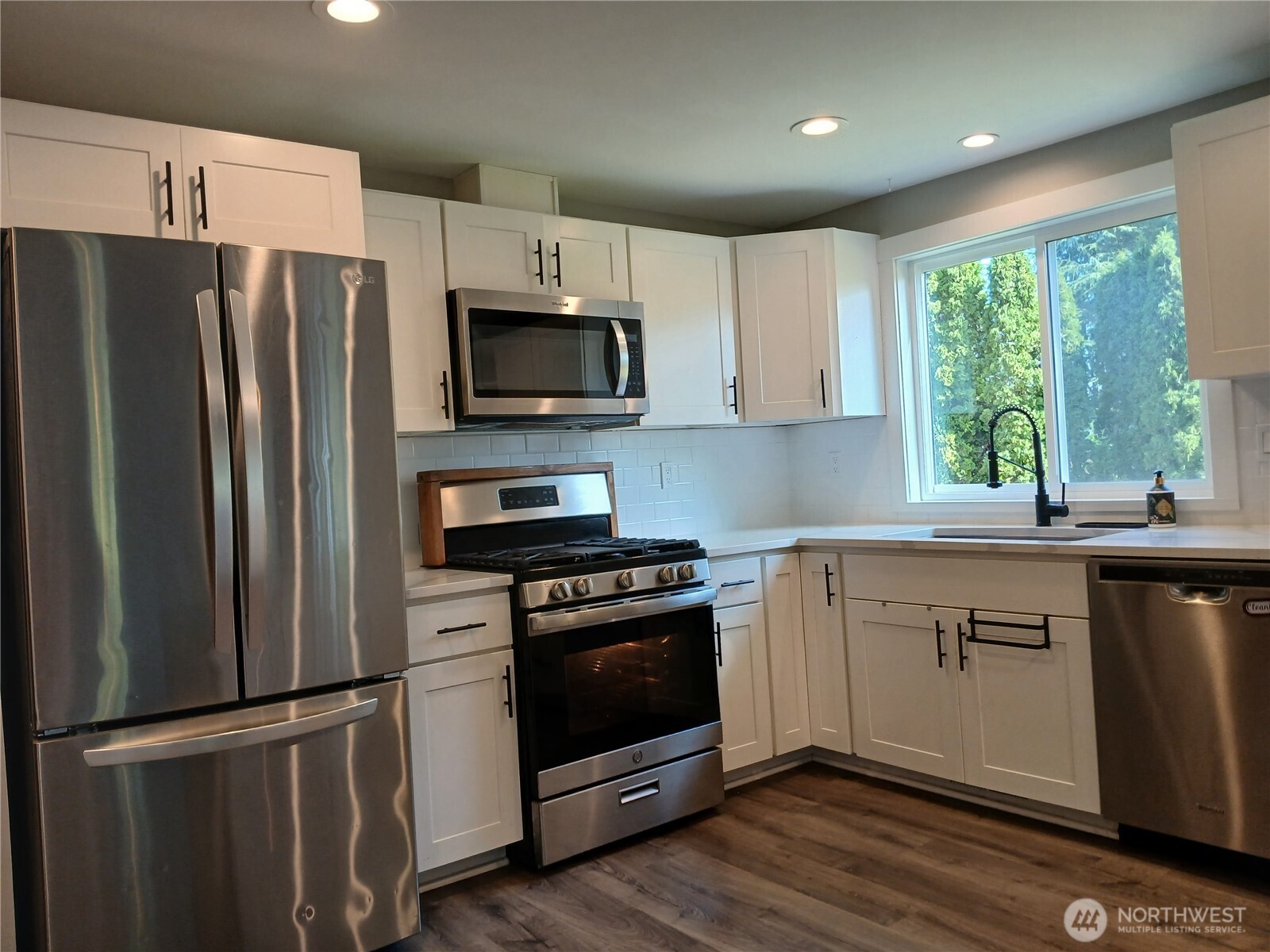 13707 Harbor Lane Property Photo 19