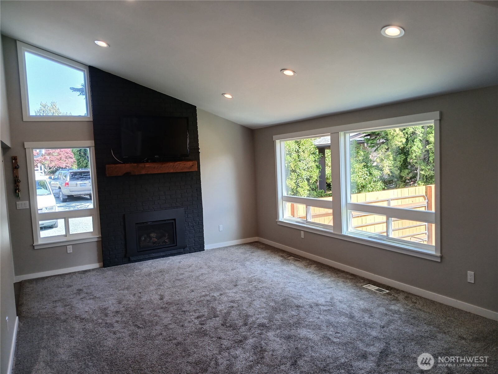 13707 Harbor Lane Property Photo 24