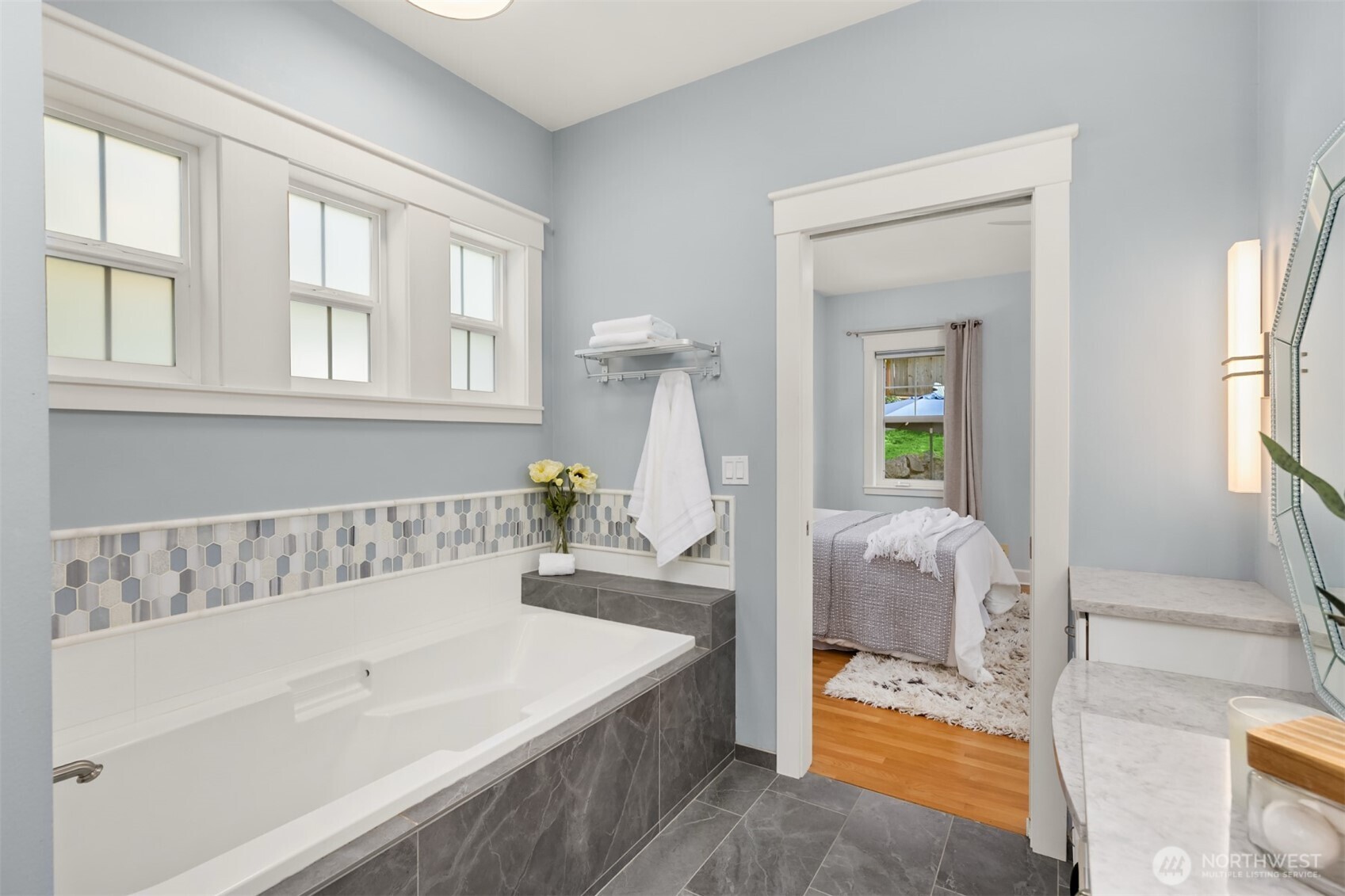 779 Village Circle Property Photo 17