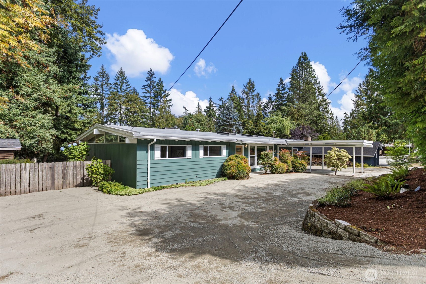 16318 Se Newport Way Property Photo 1