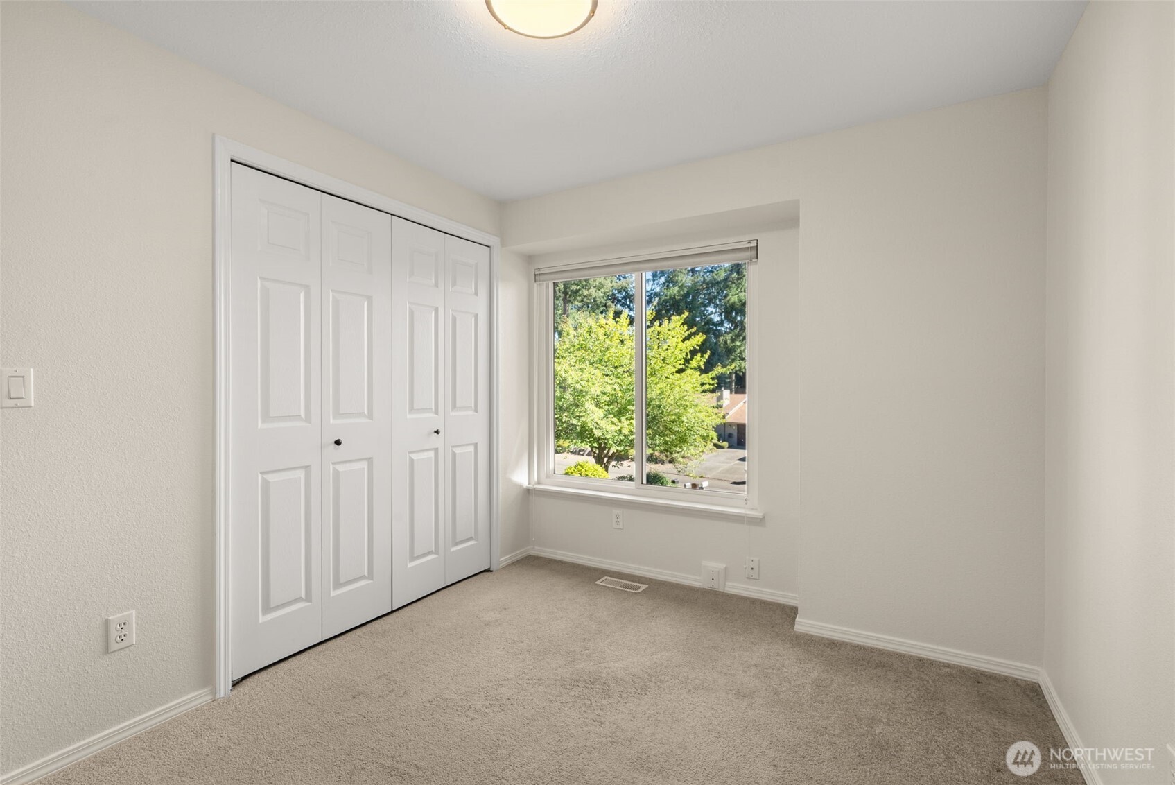 10020 100th Avenue Property Photo 24