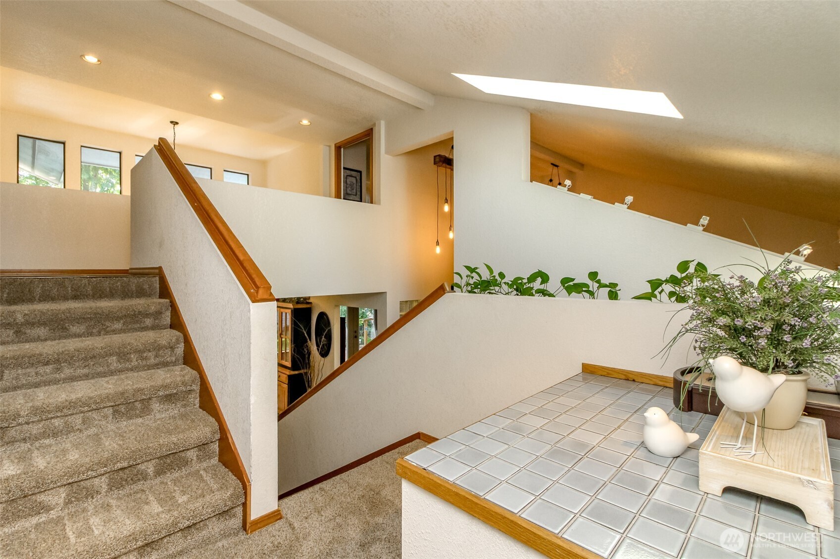5948 Glenmore Drive Property Photo 14