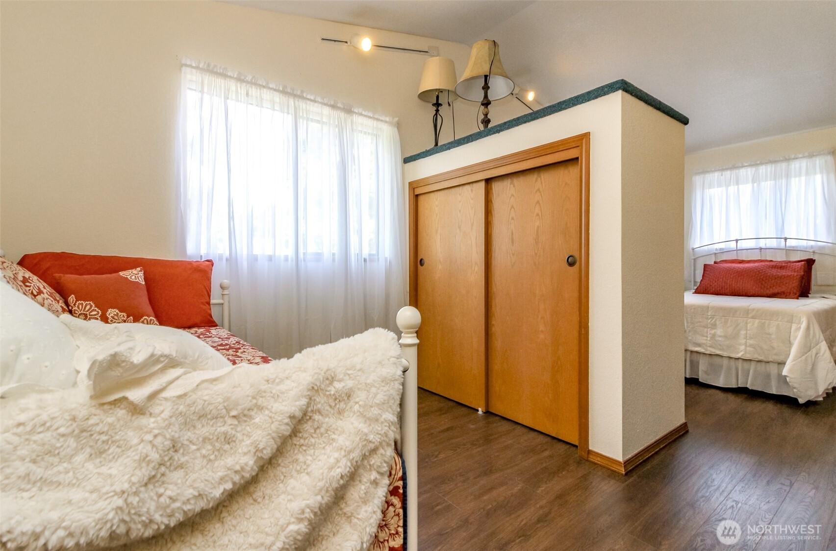 5948 Glenmore Drive Property Photo 22