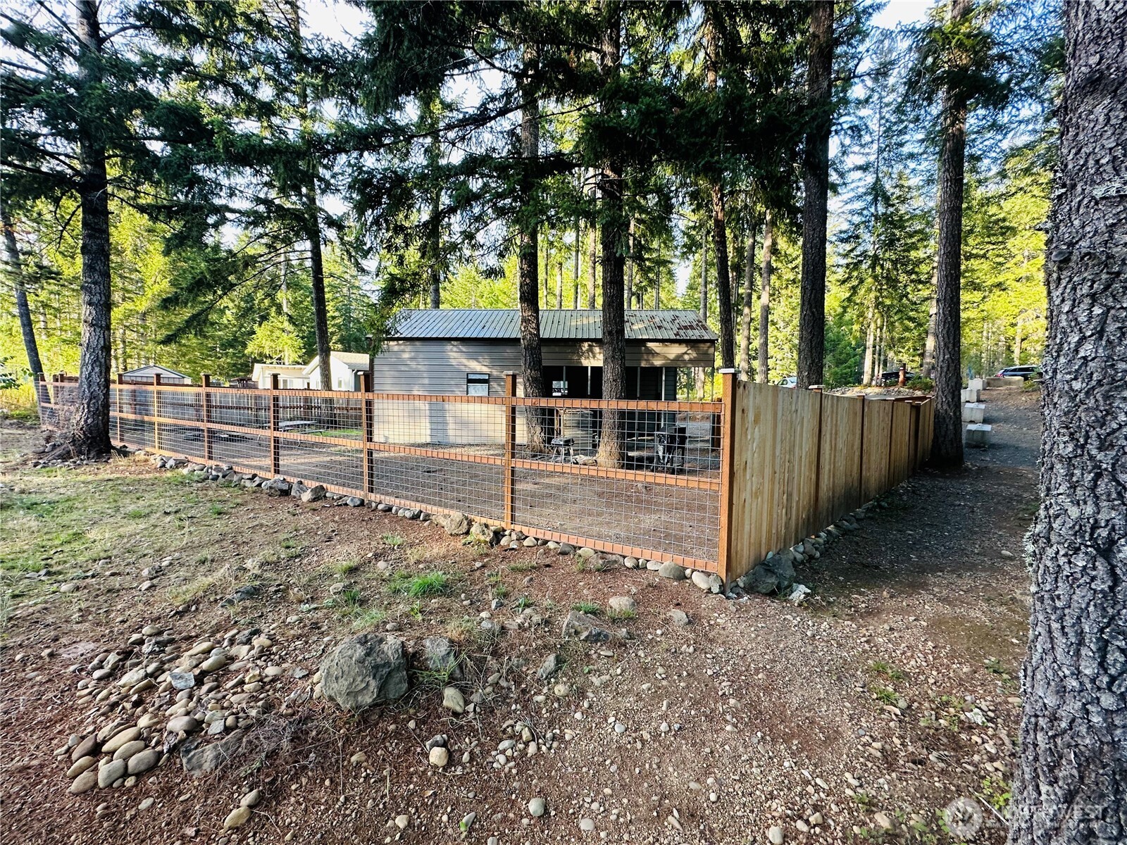 141 N Chinook Drive Property Photo 1