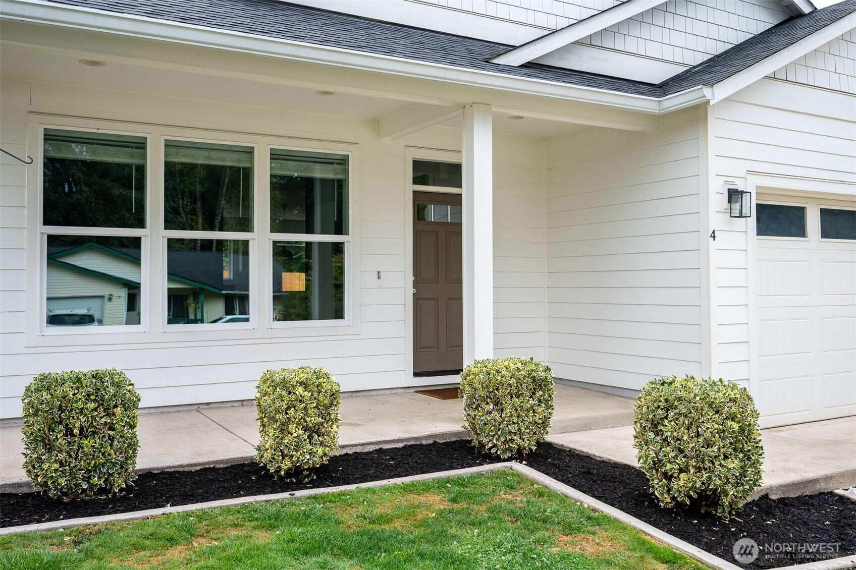4 Alpine Court Property Photo 2