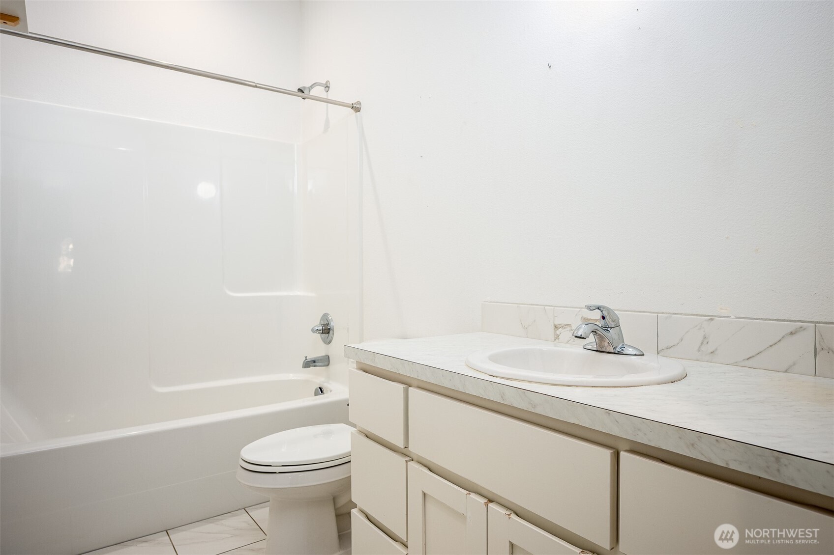4 Alpine Court Property Photo 17