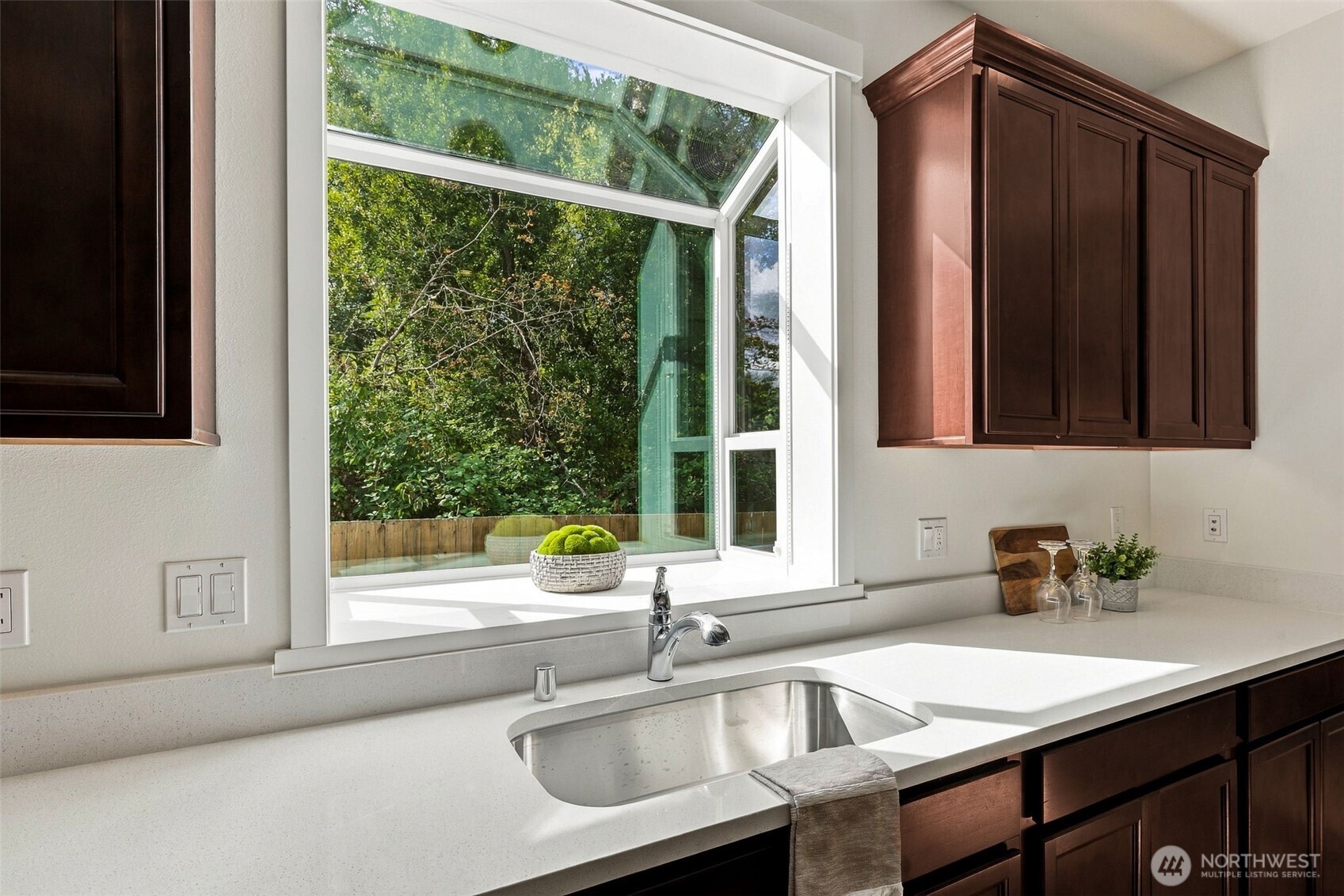 3041 Loch Ness Loop Property Photo 9