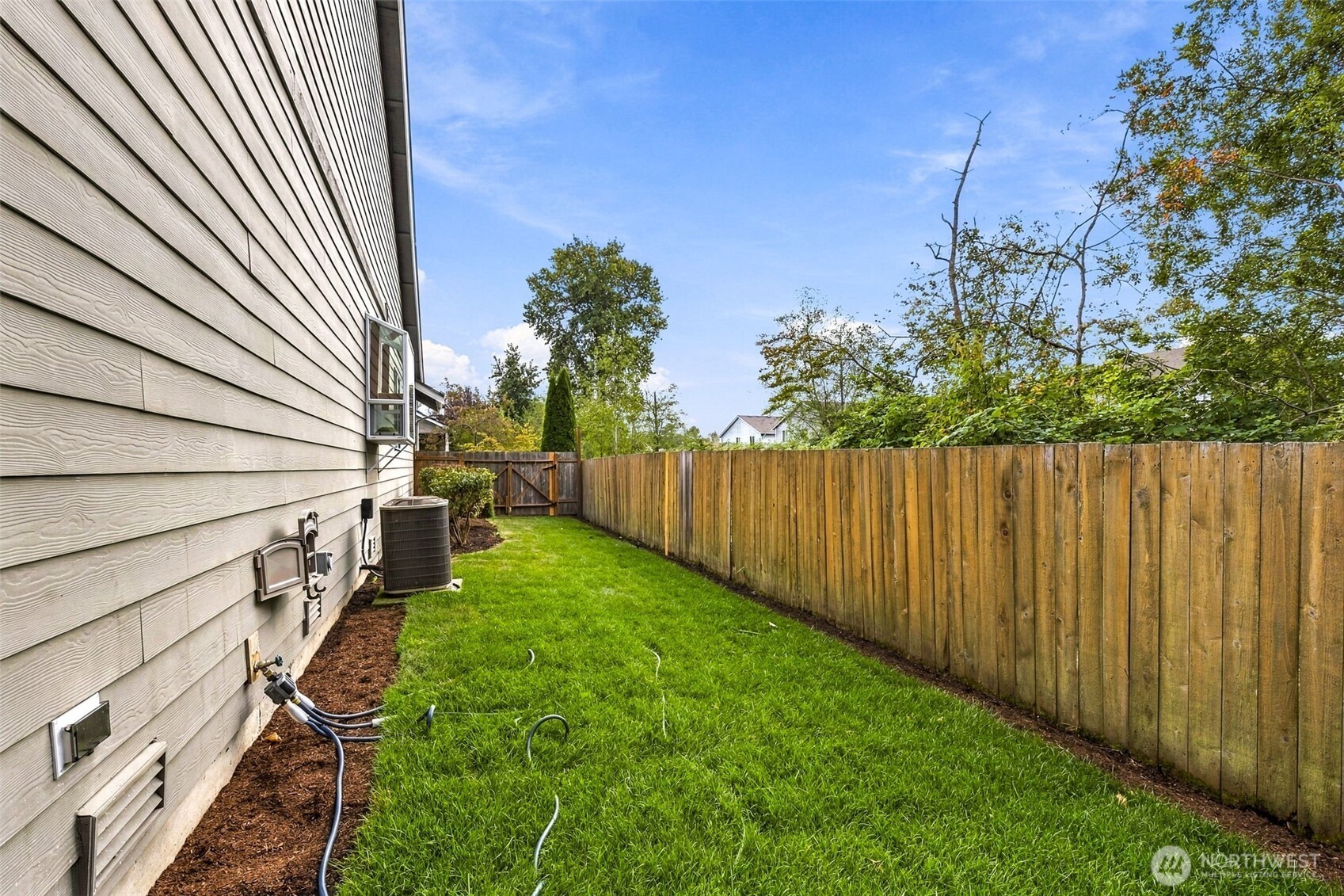 3041 Loch Ness Loop Property Photo 21