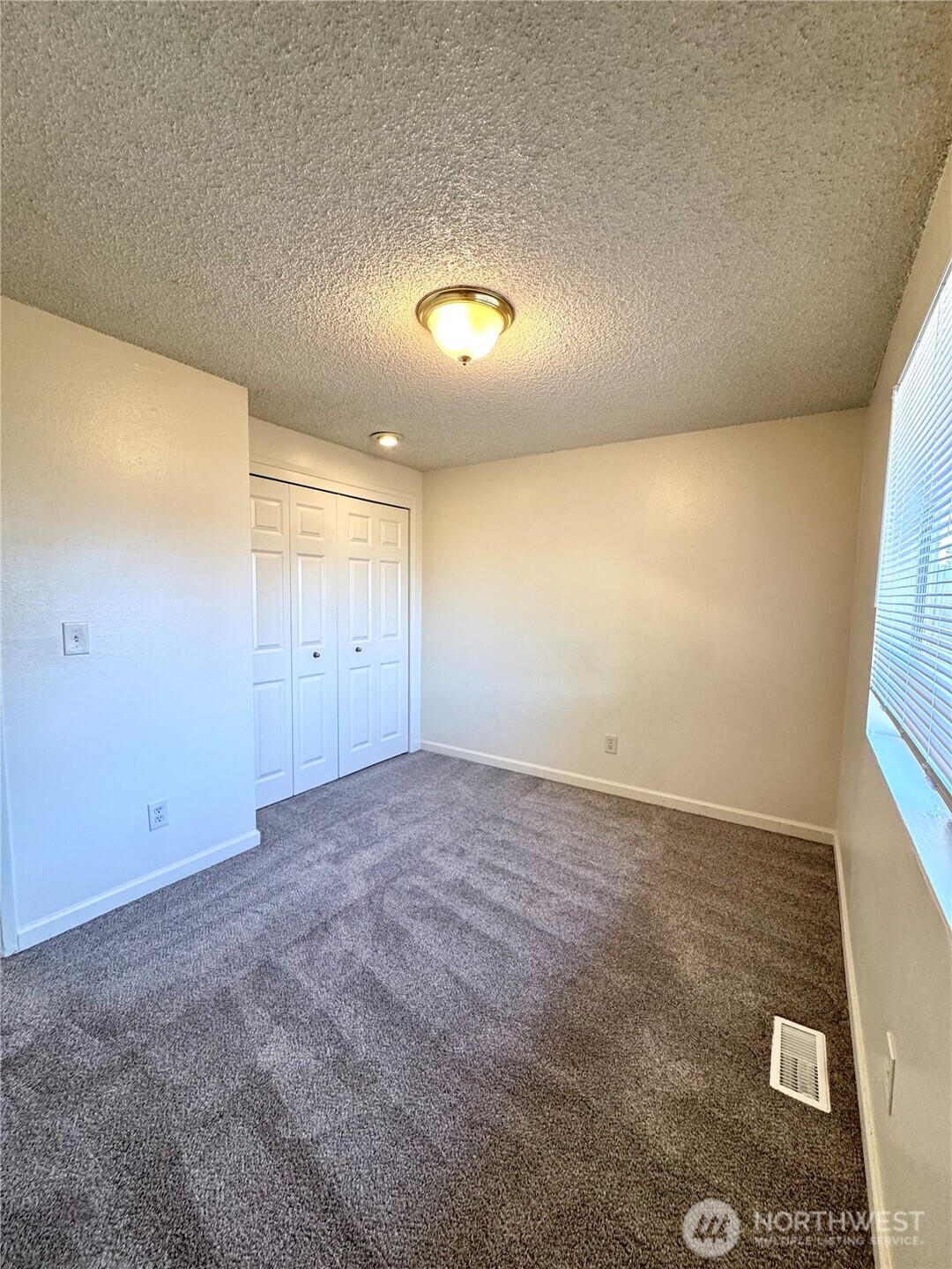 5005 88th Street D Property Photo 9
