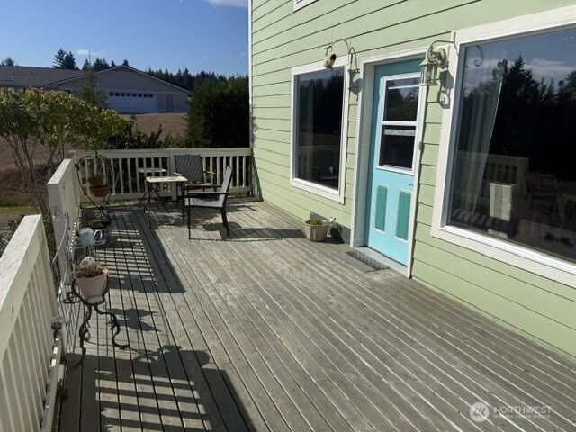342 Discovery View Drive Property Photo 4
