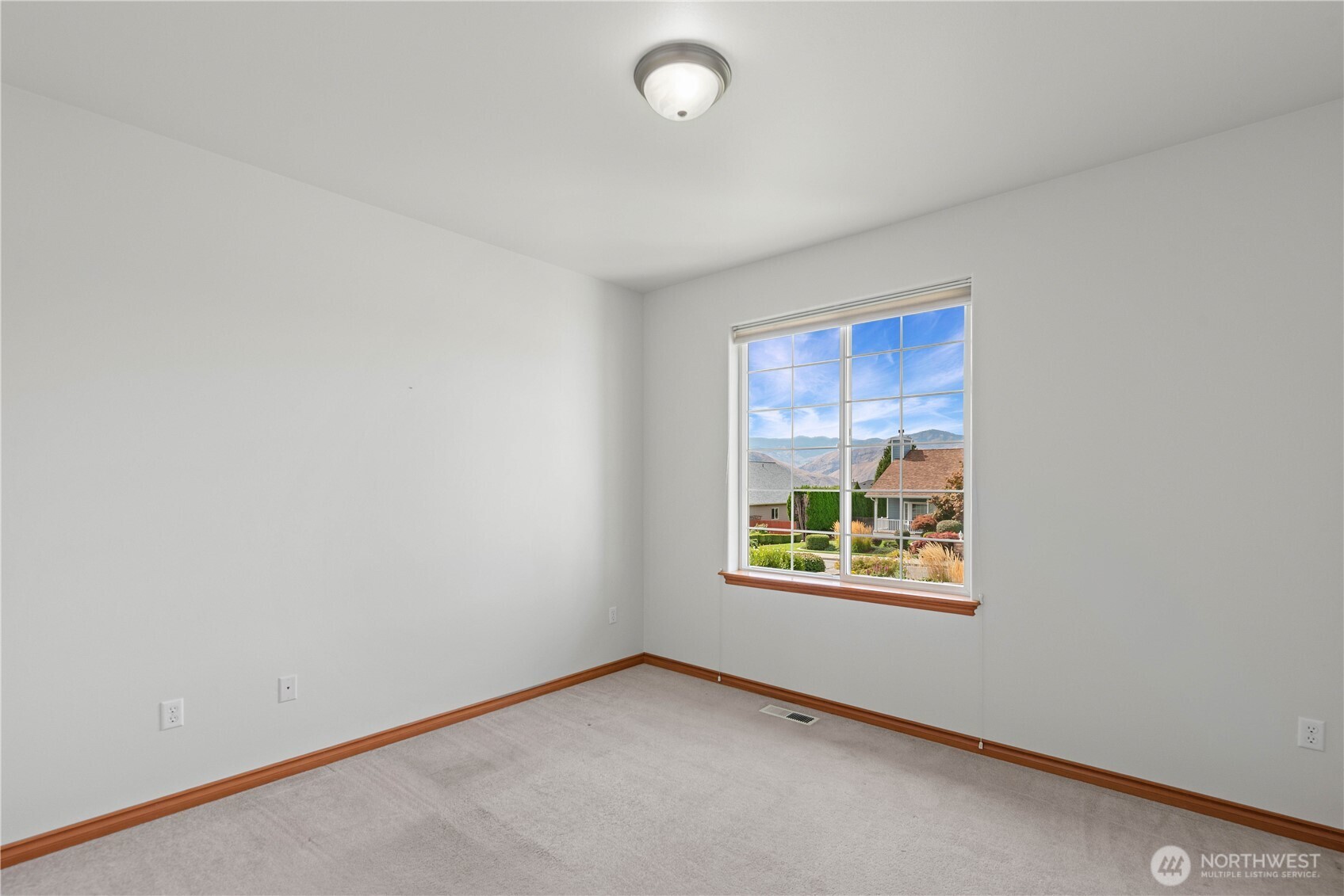 25 S Mandolin Avenue Property Photo 23