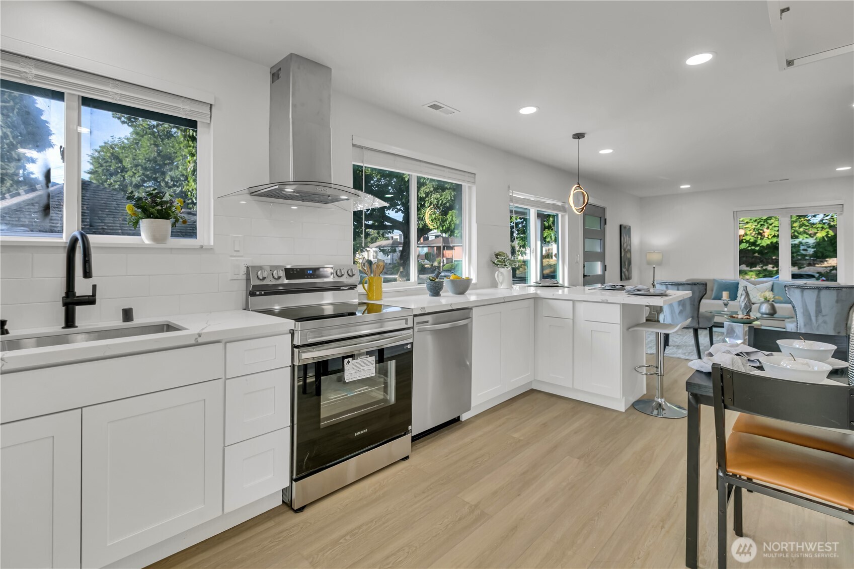 5908 Beacon Avenue Property Photo 10