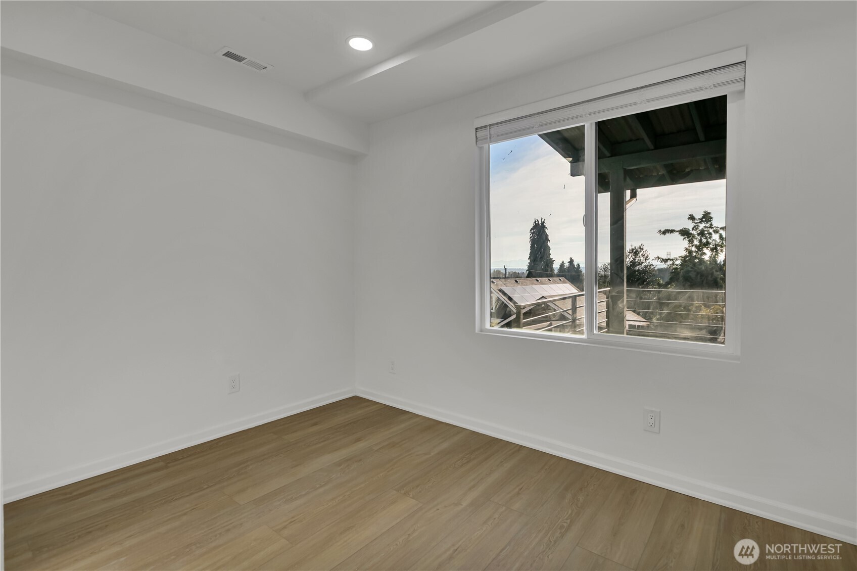 5908 Beacon Avenue Property Photo 15