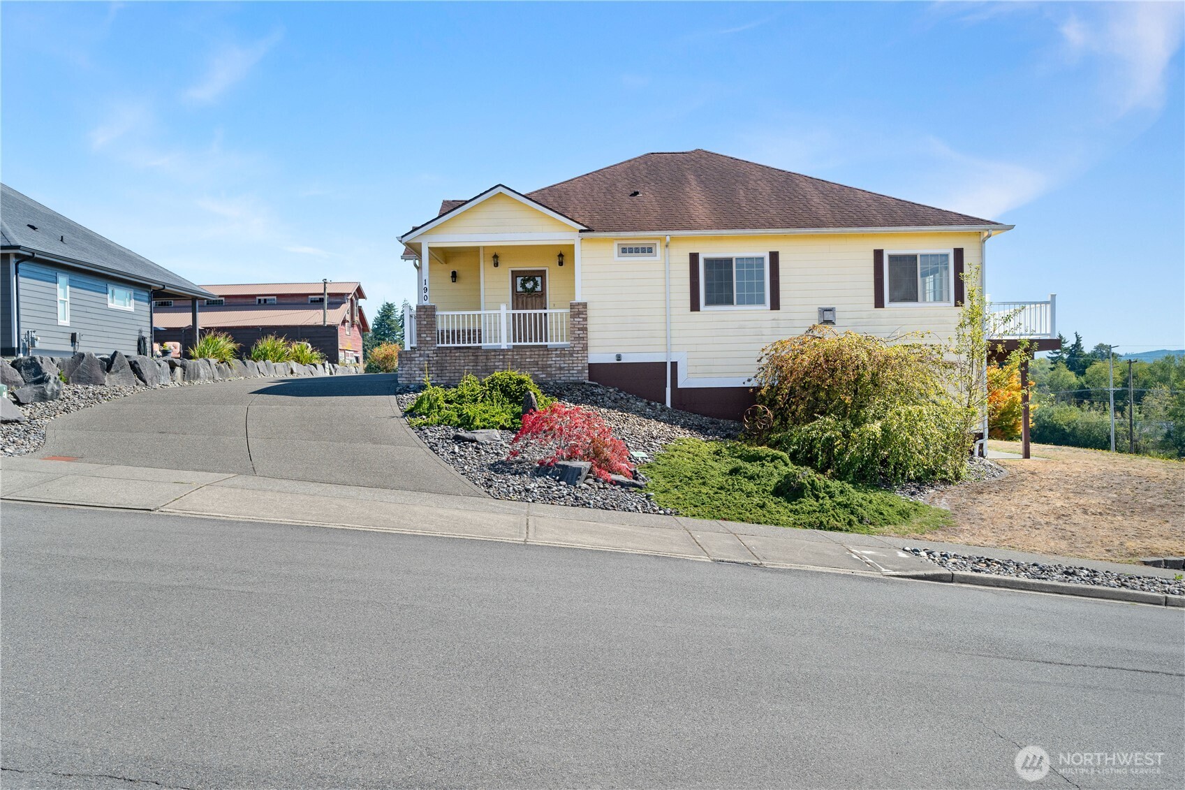 190 Hemlock Street Property Photo 1