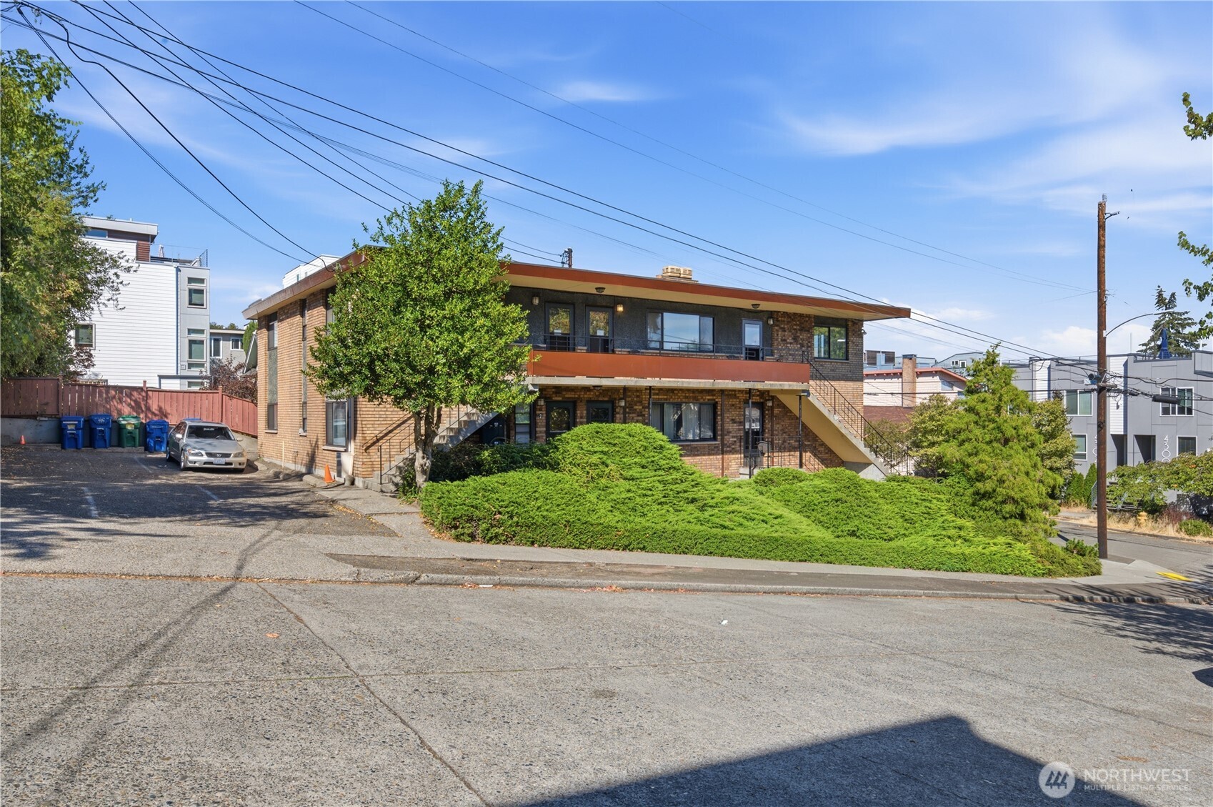 4301 Whitman Avenue Property Photo 3