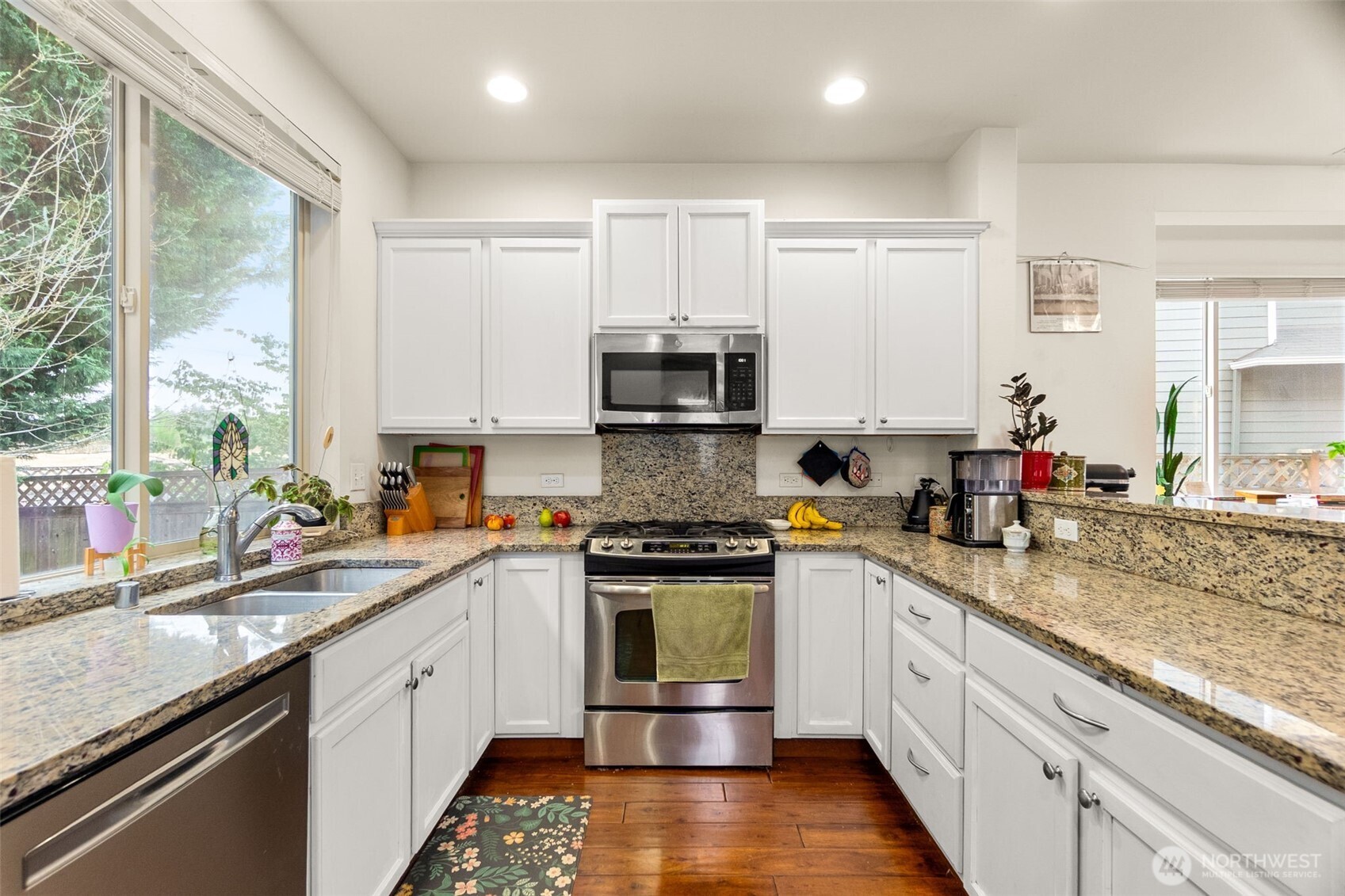 7377 Radius Loop Property Photo 14
