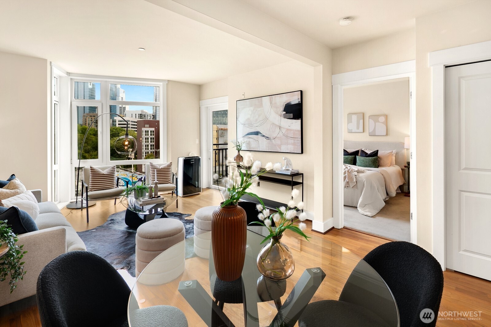699 John Street 617 Property Photo 1