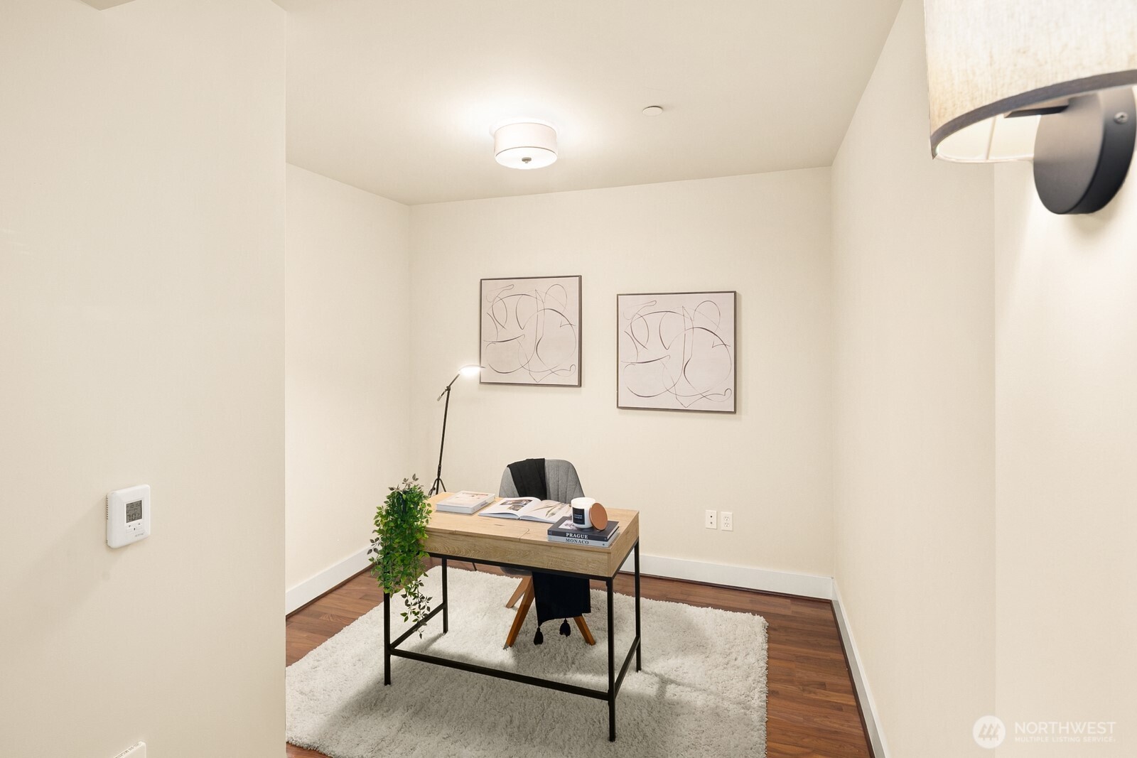 699 John Street 617 Property Photo 17