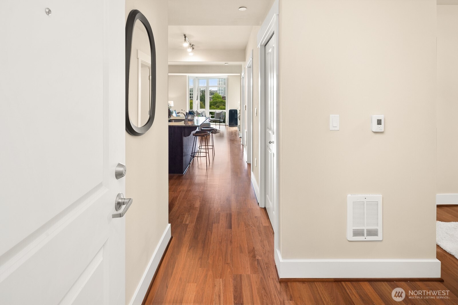 699 John Street 617 Property Photo 18