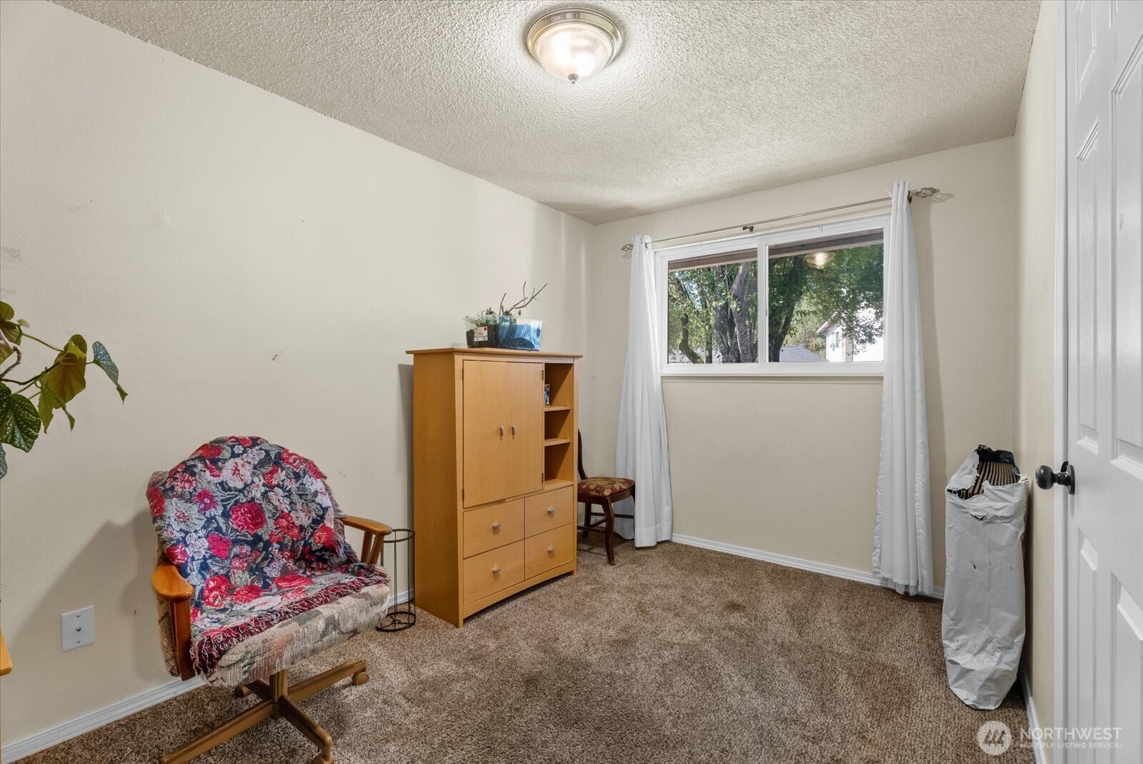 19408 9th Avenue Property Photo 12