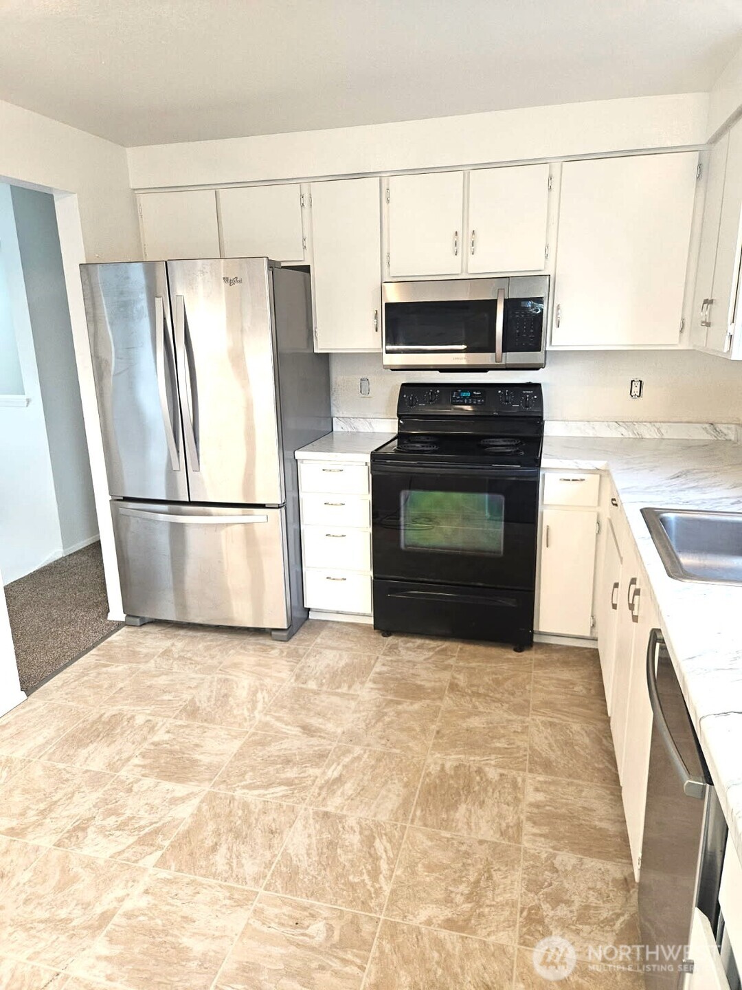 3415 158th Street Property Photo 4