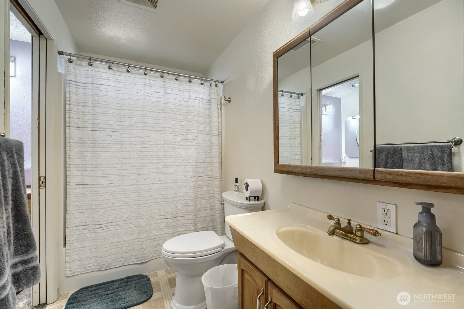 1905 20th Street Property Photo 20
