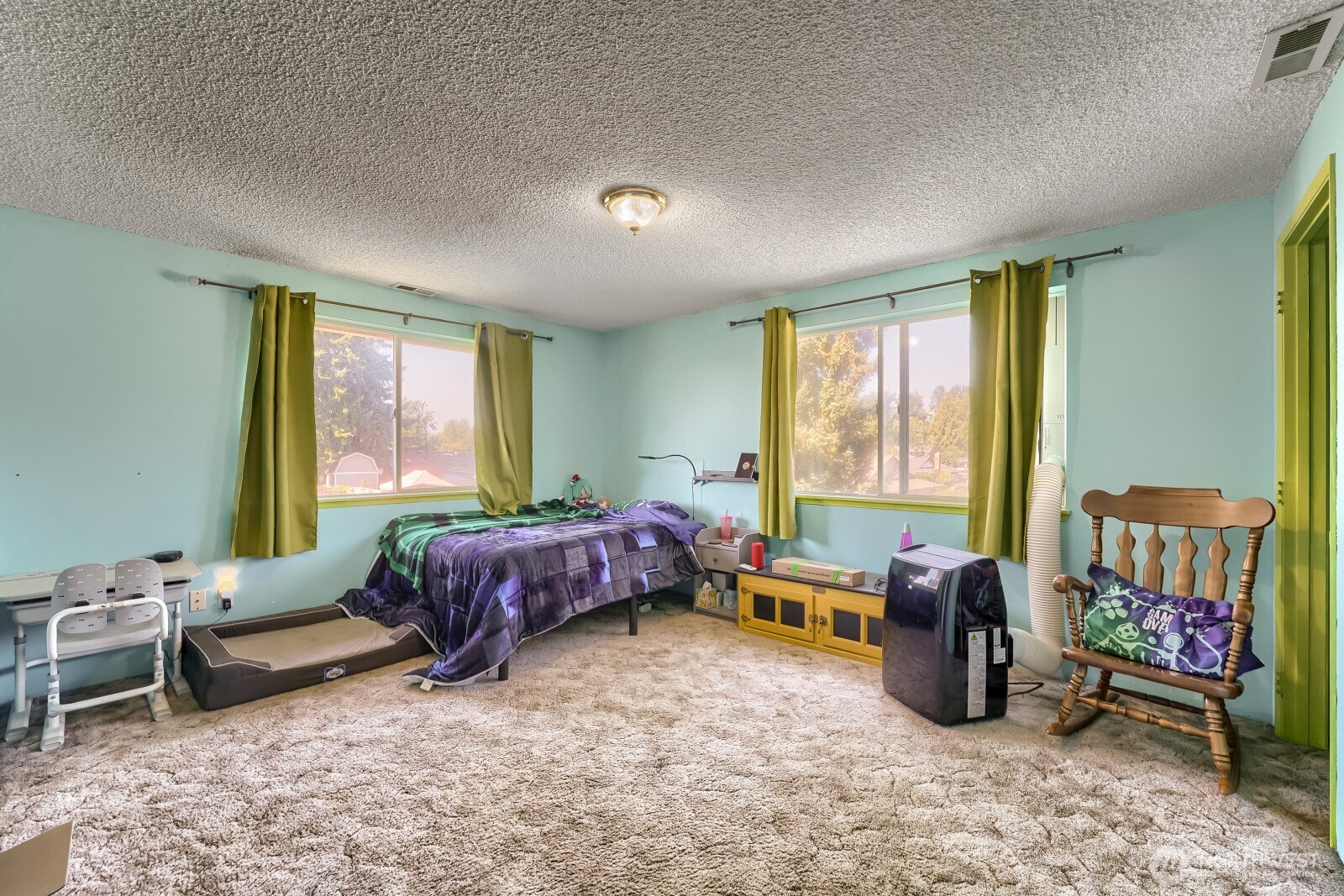 1905 20th Street Property Photo 22