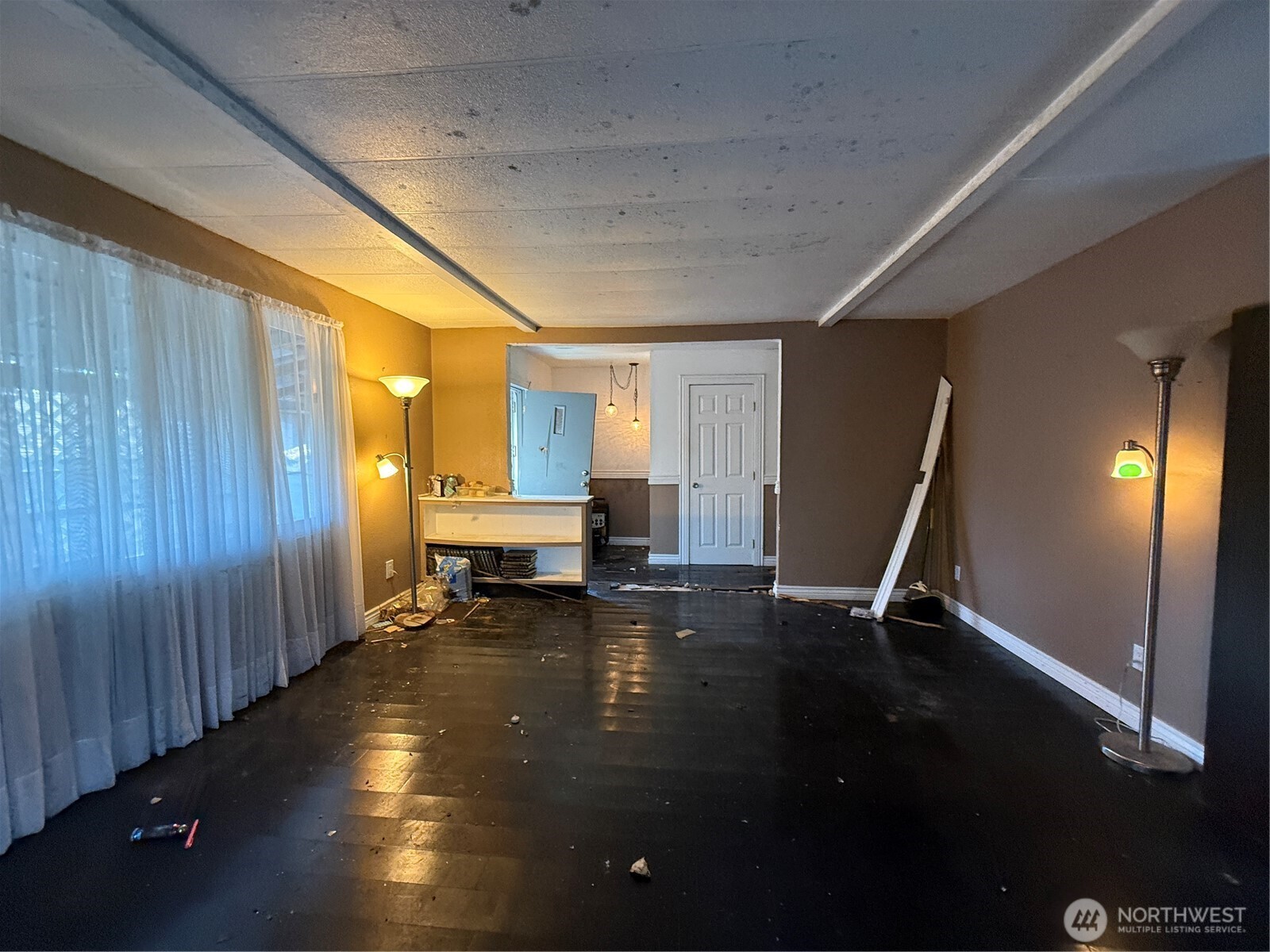 1911 1st Avenue Property Photo 6