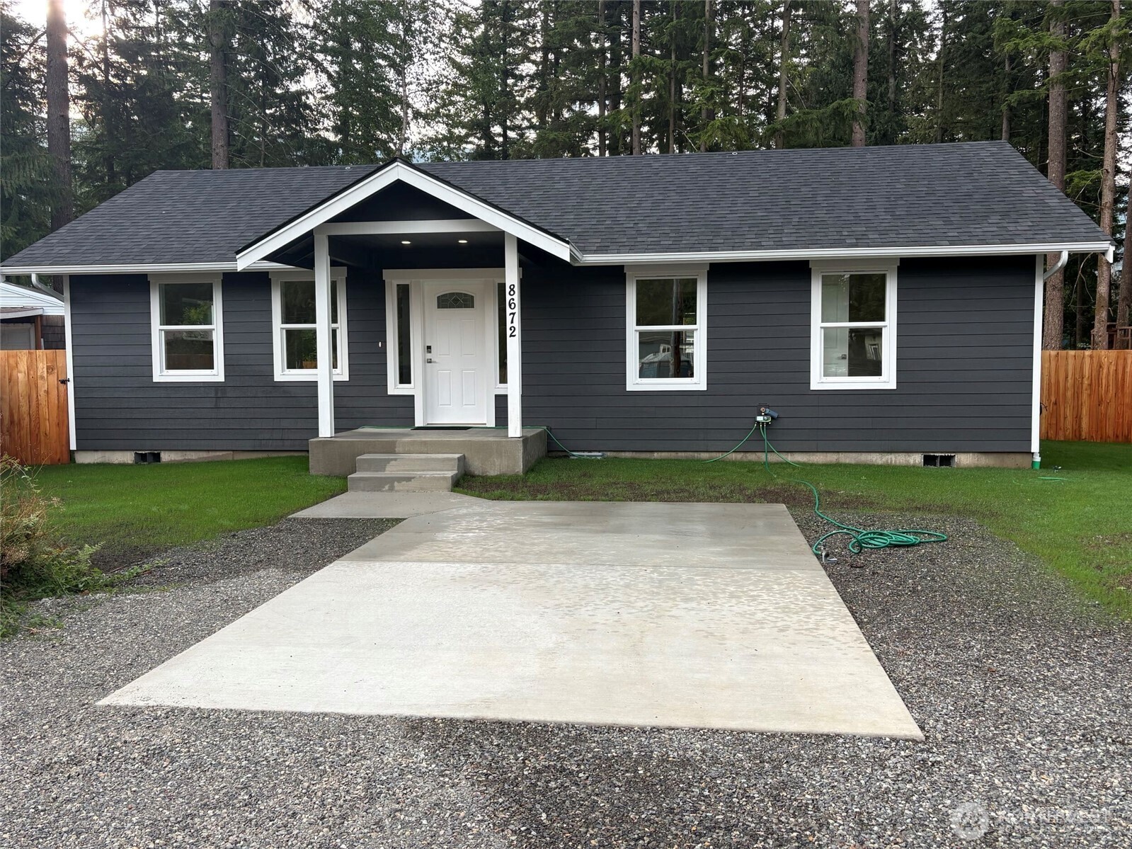 8672 Bell Court Property Photo 1