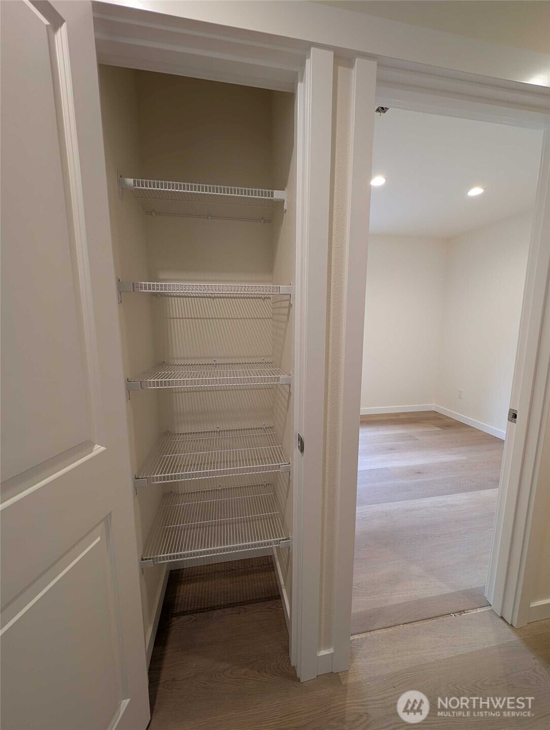 8672 Bell Court Property Photo 12