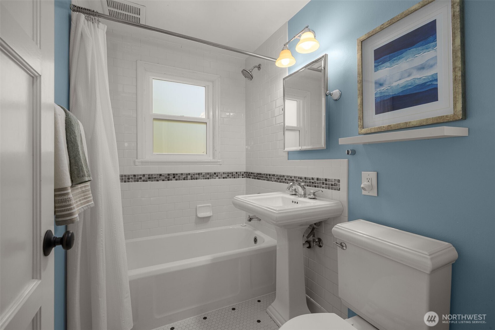 8039 40th Avenue Property Photo 12