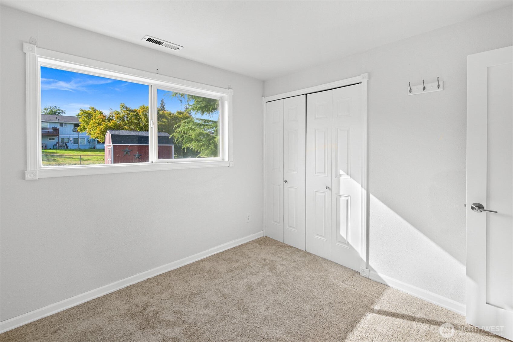 6087 Beulah Drive Property Photo 16
