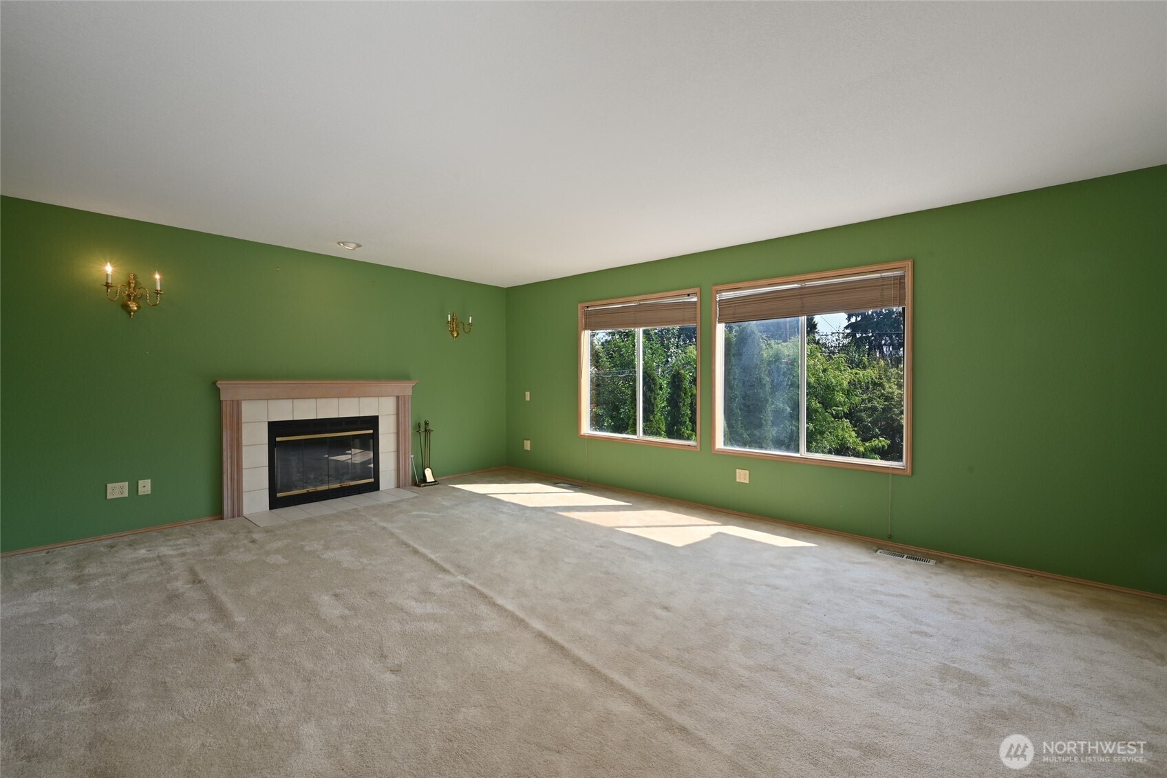 4407 30th Avenue Property Photo 4
