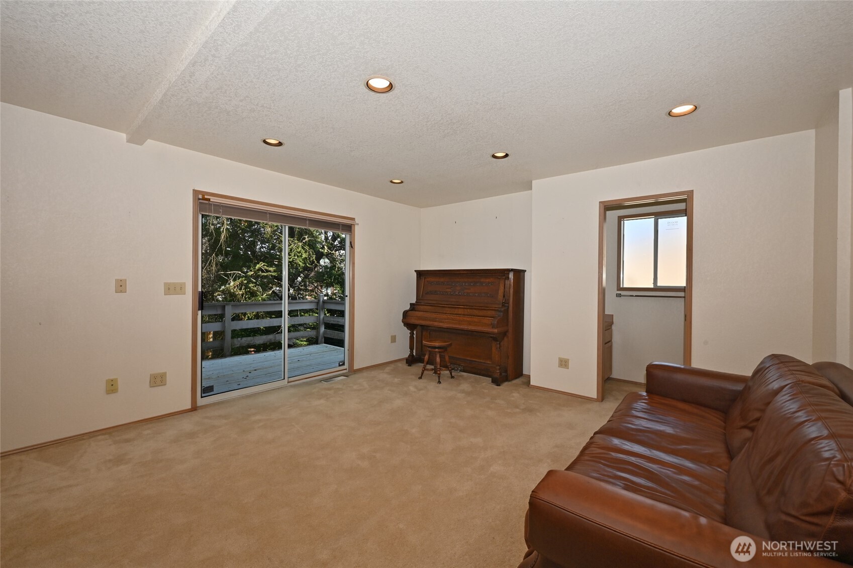 4407 30th Avenue Property Photo 12