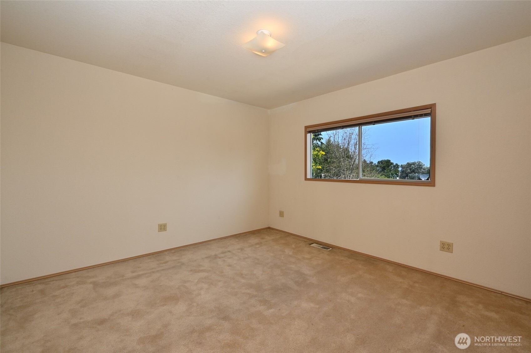 4407 30th Avenue Property Photo 20