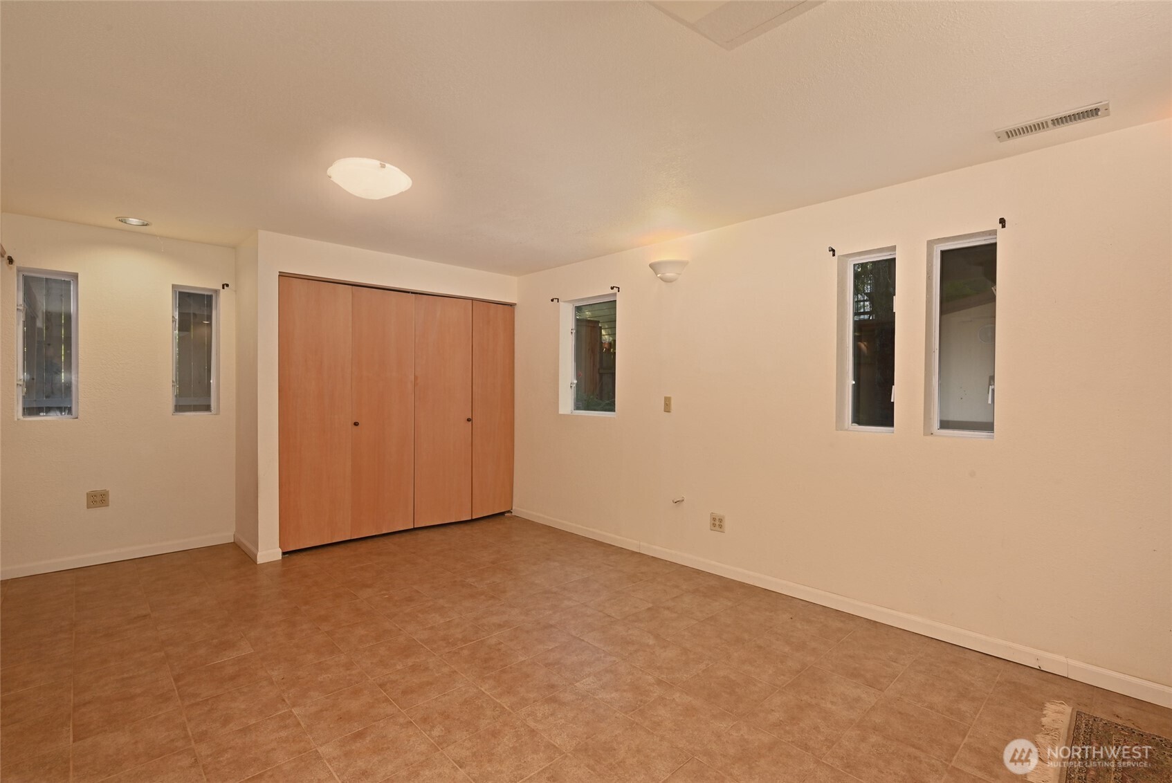 4407 30th Avenue Property Photo 26