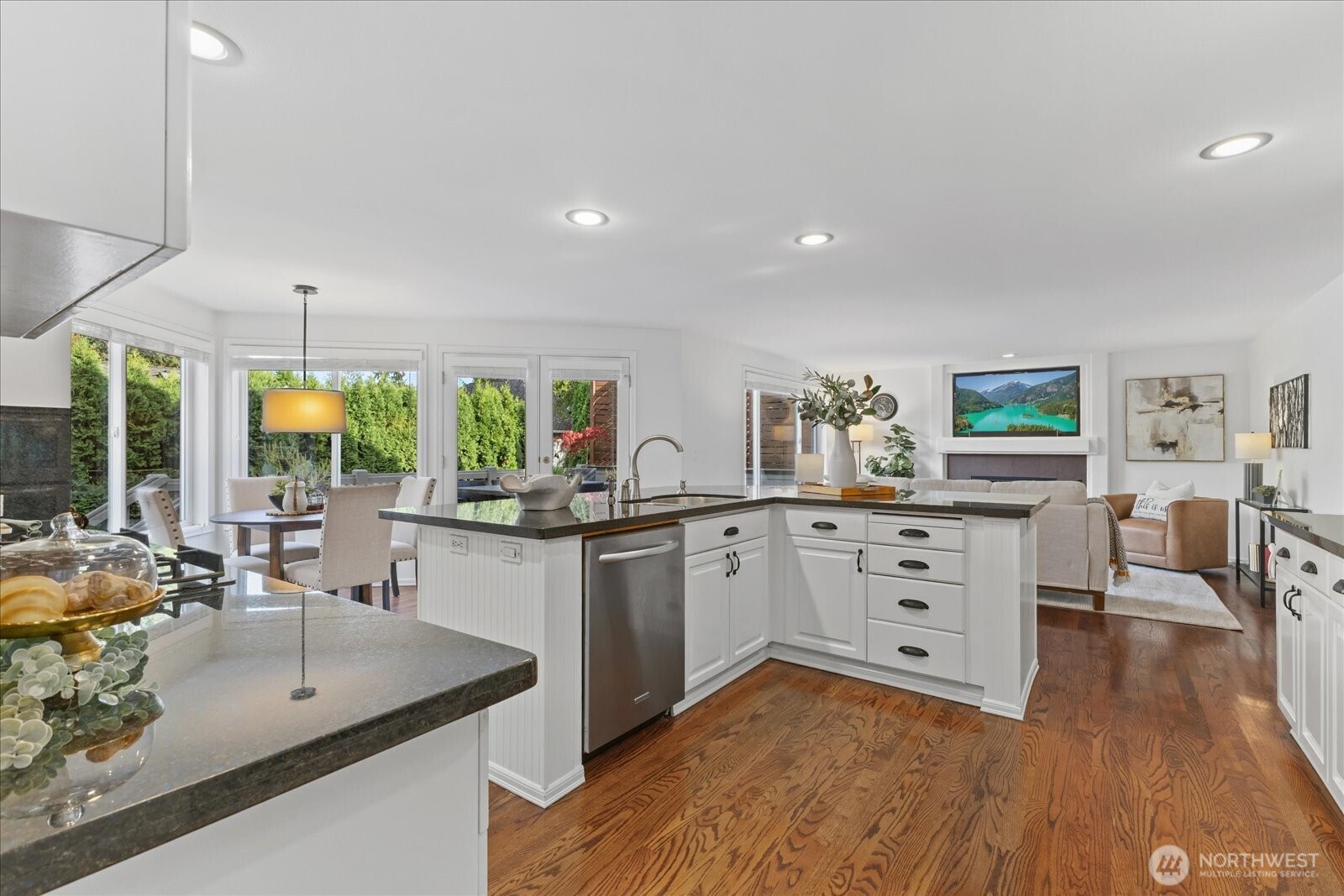 15505 33rd Avenue Property Photo 9