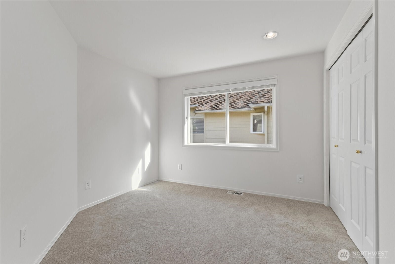 15505 33rd Avenue Property Photo 25