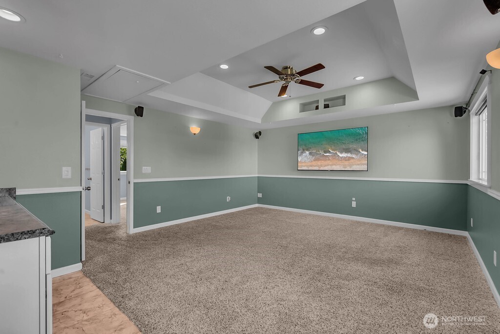 15311 Ne 47th Street Property Photo 20
