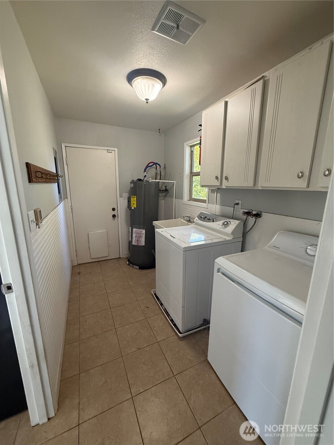 301 N Washington Avenue Property Photo 11