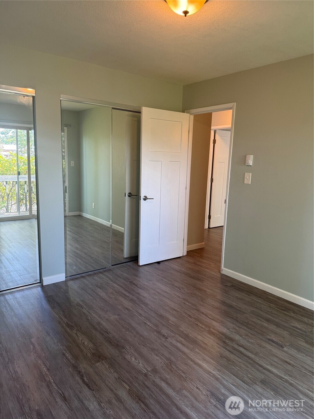 301 N Washington Avenue Property Photo 22