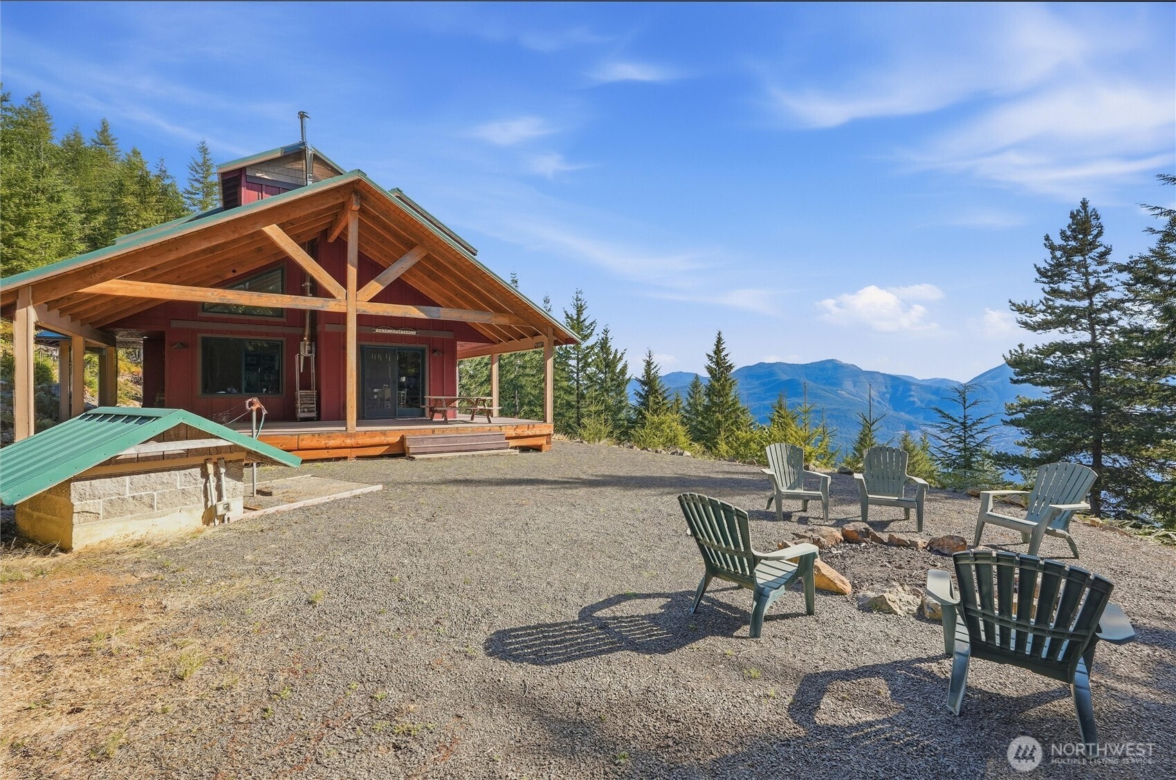 1962 Mt. View Drive Property Photo 2