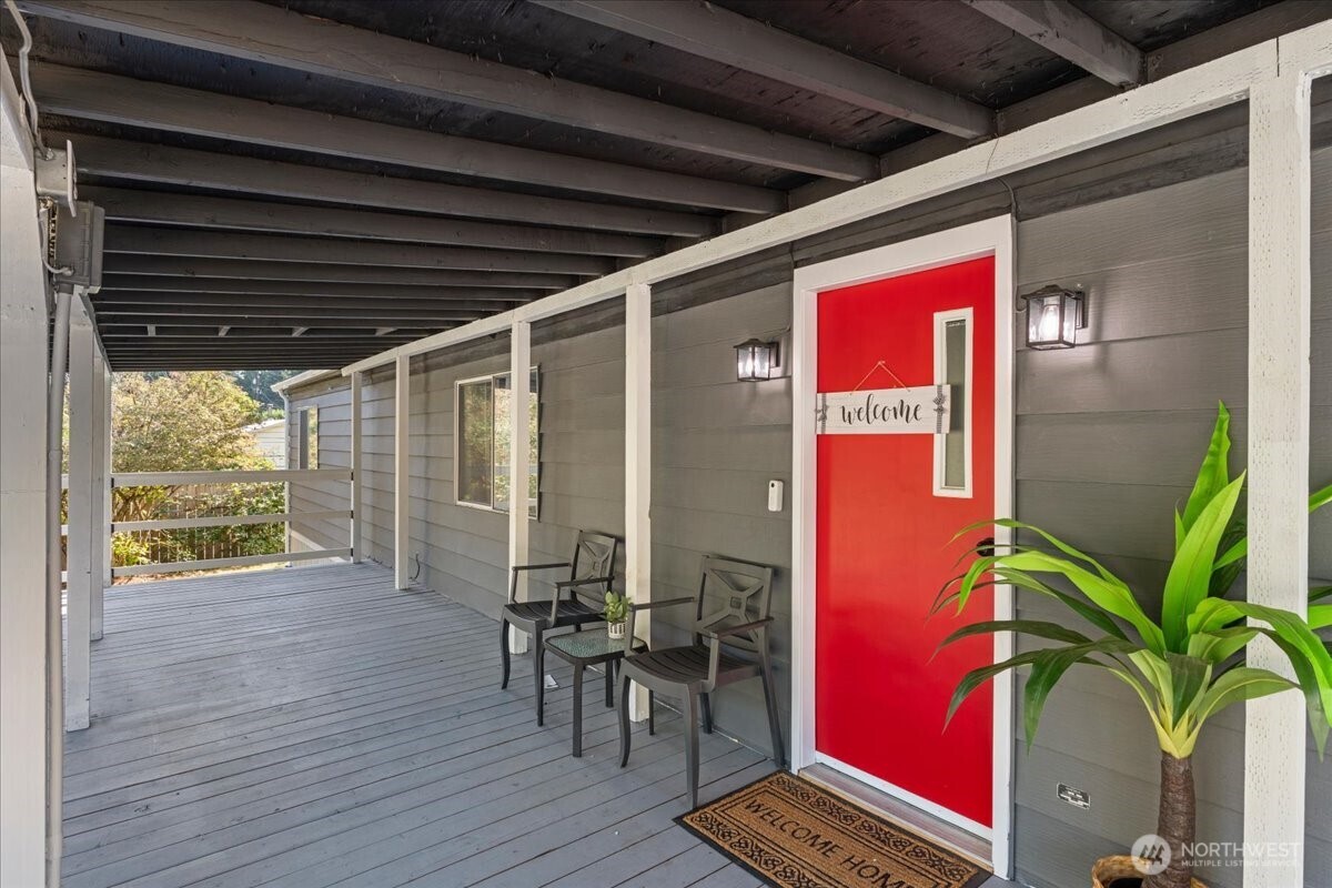 18033 116th Avenue Property Photo 2