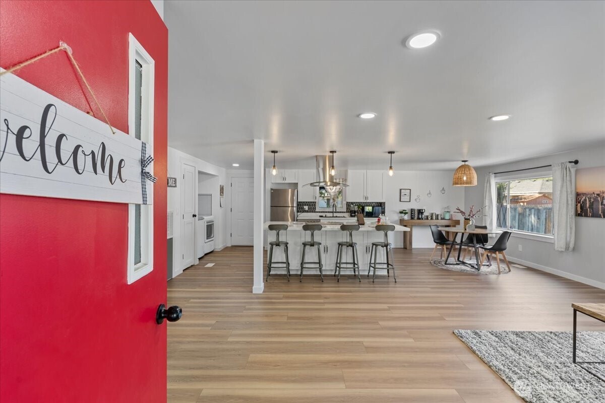 18033 116th Avenue Property Photo 3
