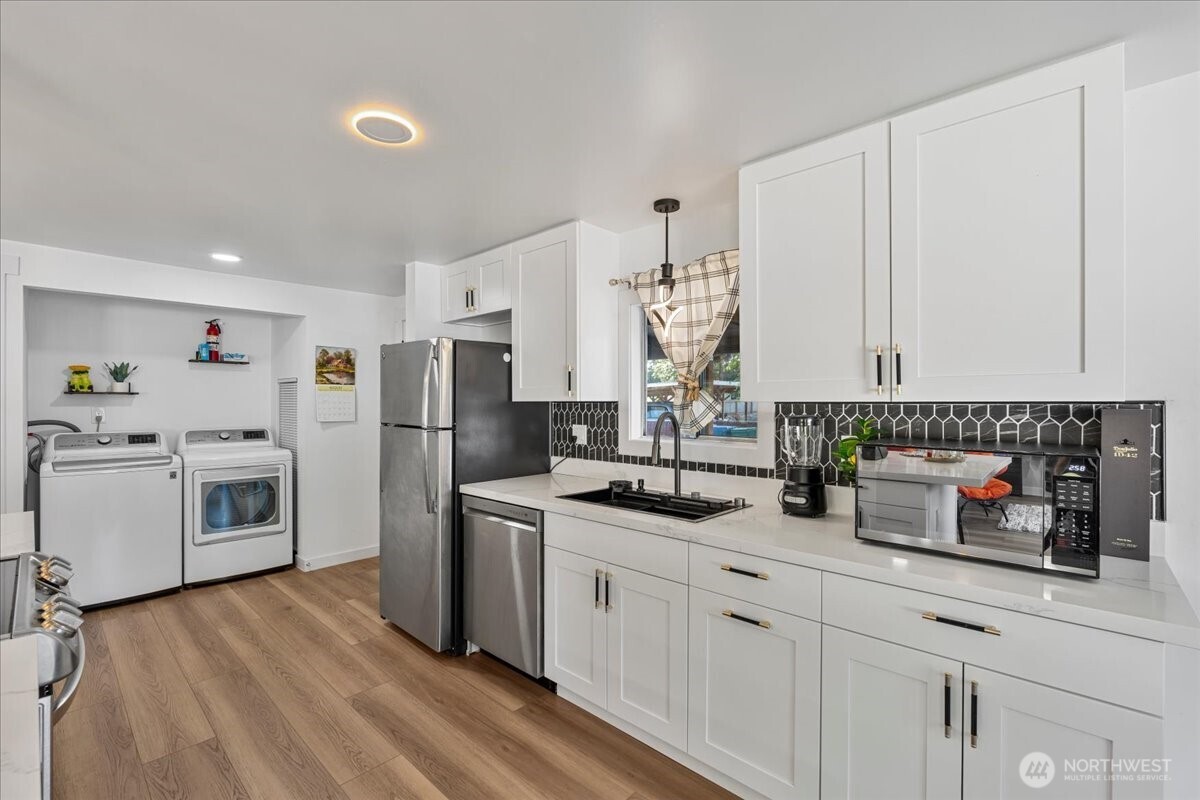 18033 116th Avenue Property Photo 11