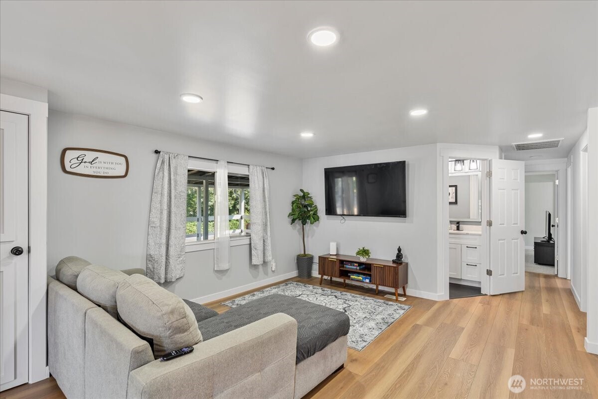 18033 116th Avenue Property Photo 14