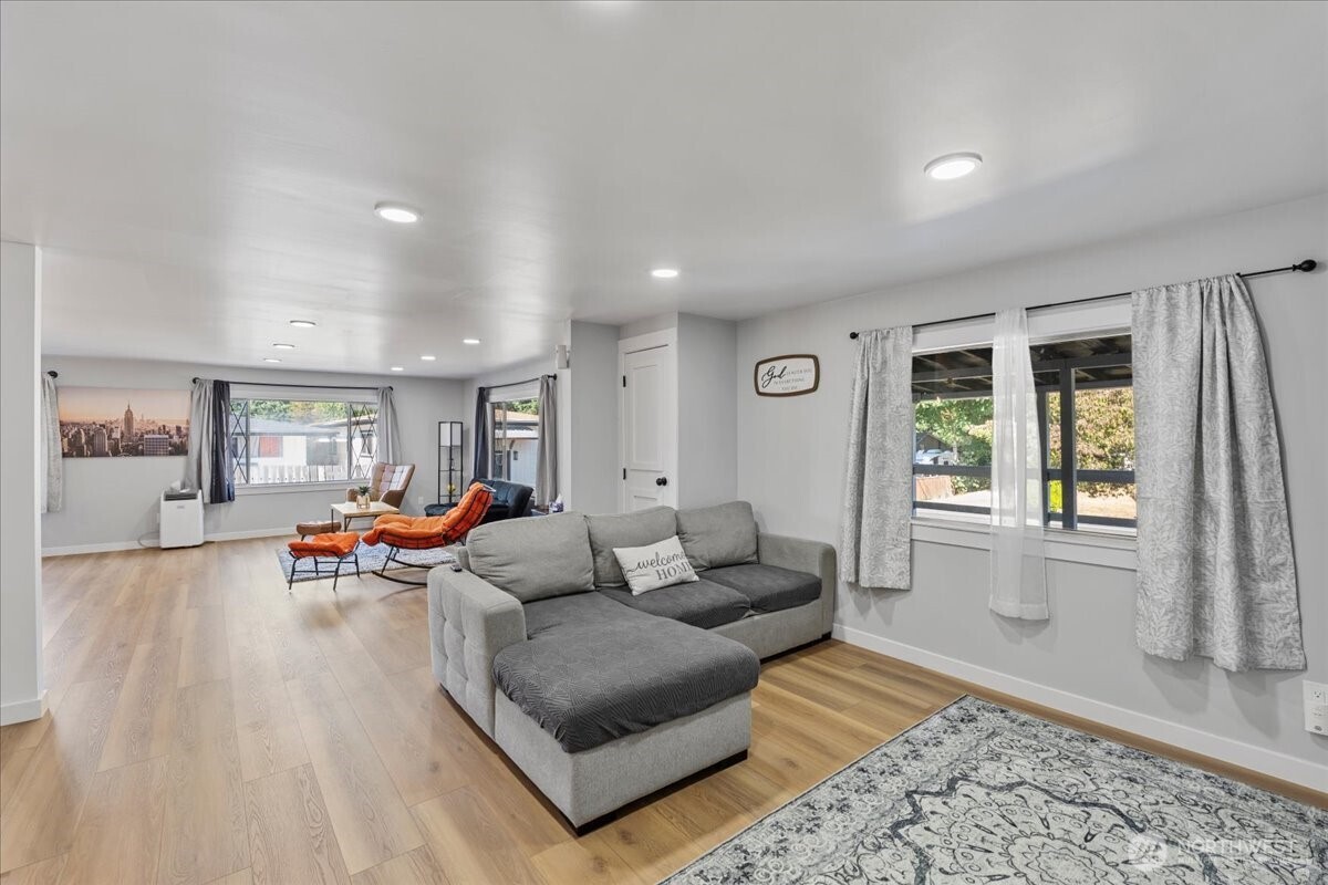 18033 116th Avenue Property Photo 16