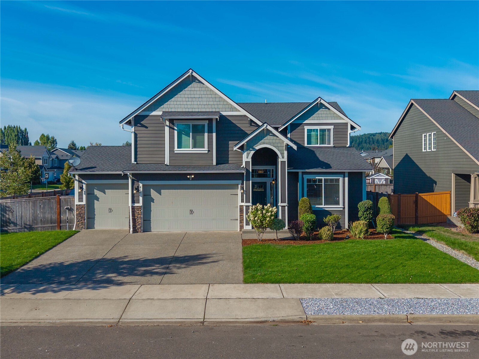 415 Buell Street Property Photo 1