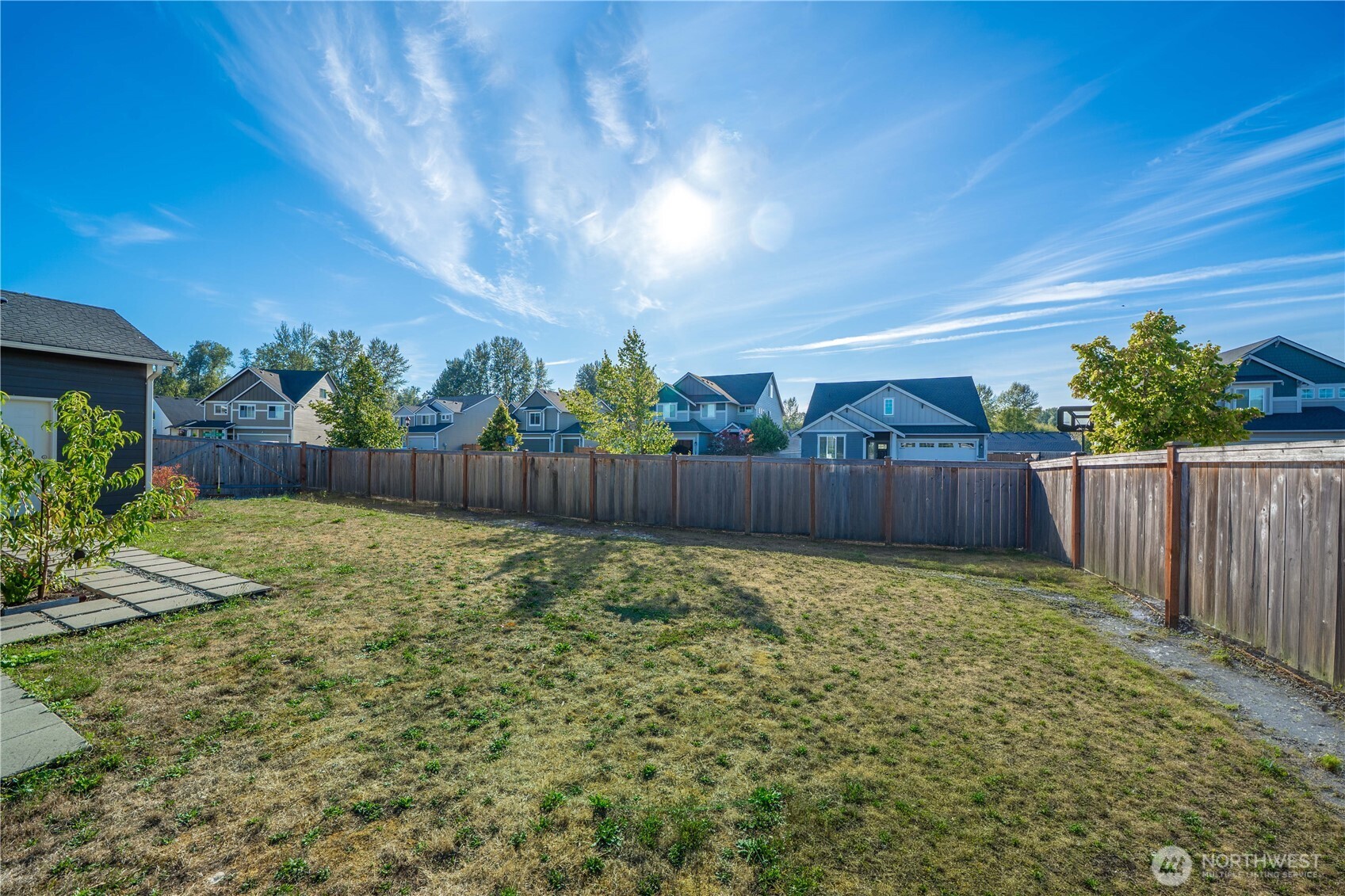415 Buell Street Property Photo 37